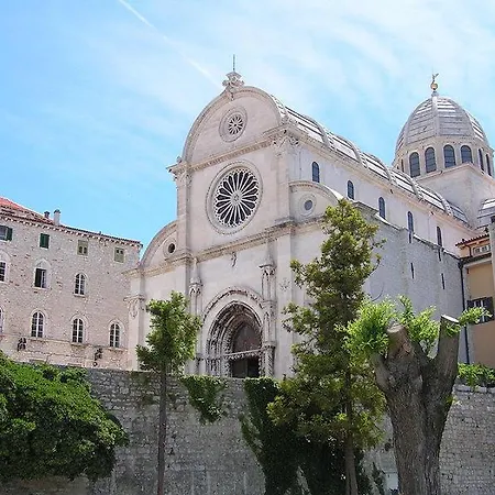 Memory Box - * Sibenik